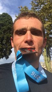 2016-09-18-19-09-25-2